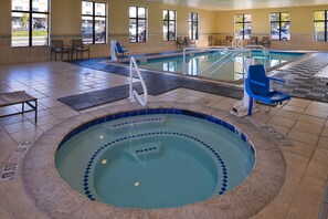 Indoor spa tub - Holiday Inn Express & Suites Pocatello by IHG (Pocatello)