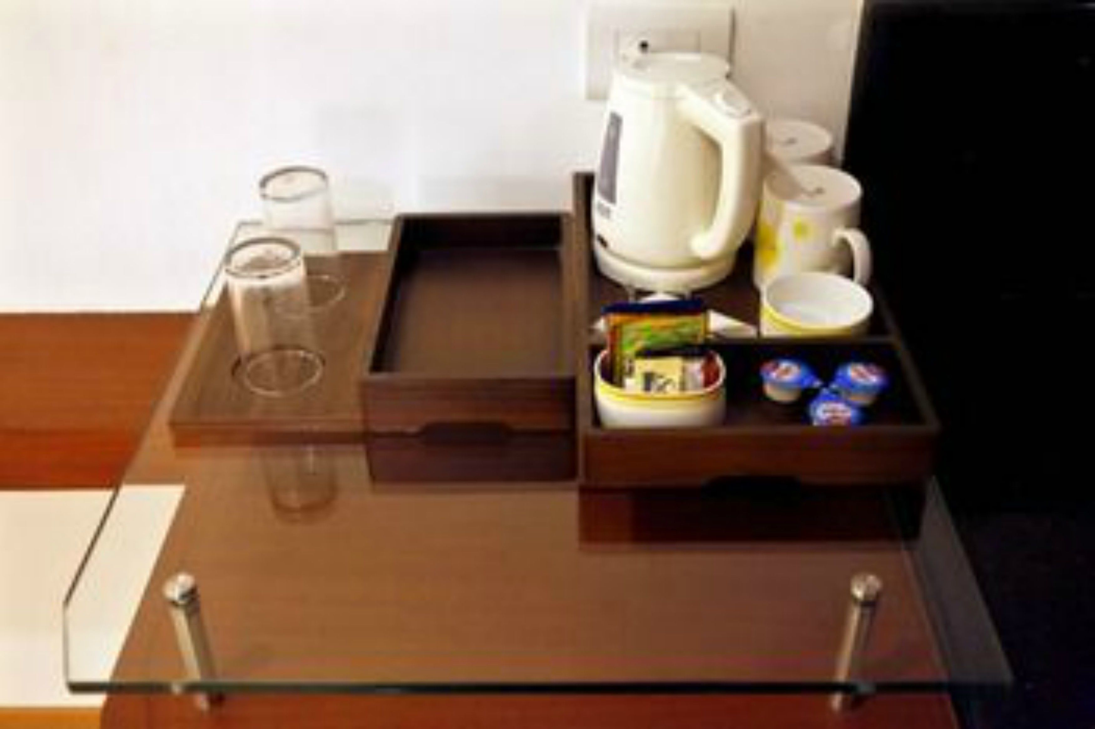 deluxe room | coffee and/or coffee maker