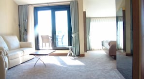 Camera familiare | Biancheria da letto di alta qualità, minibar, cassaforte in camera