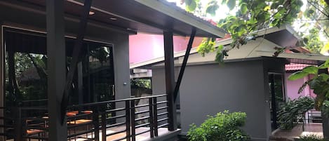 Bangalô superior, vista para o jardim | 1 quarto, frigobar, cofres nos quartos, escrivaninha