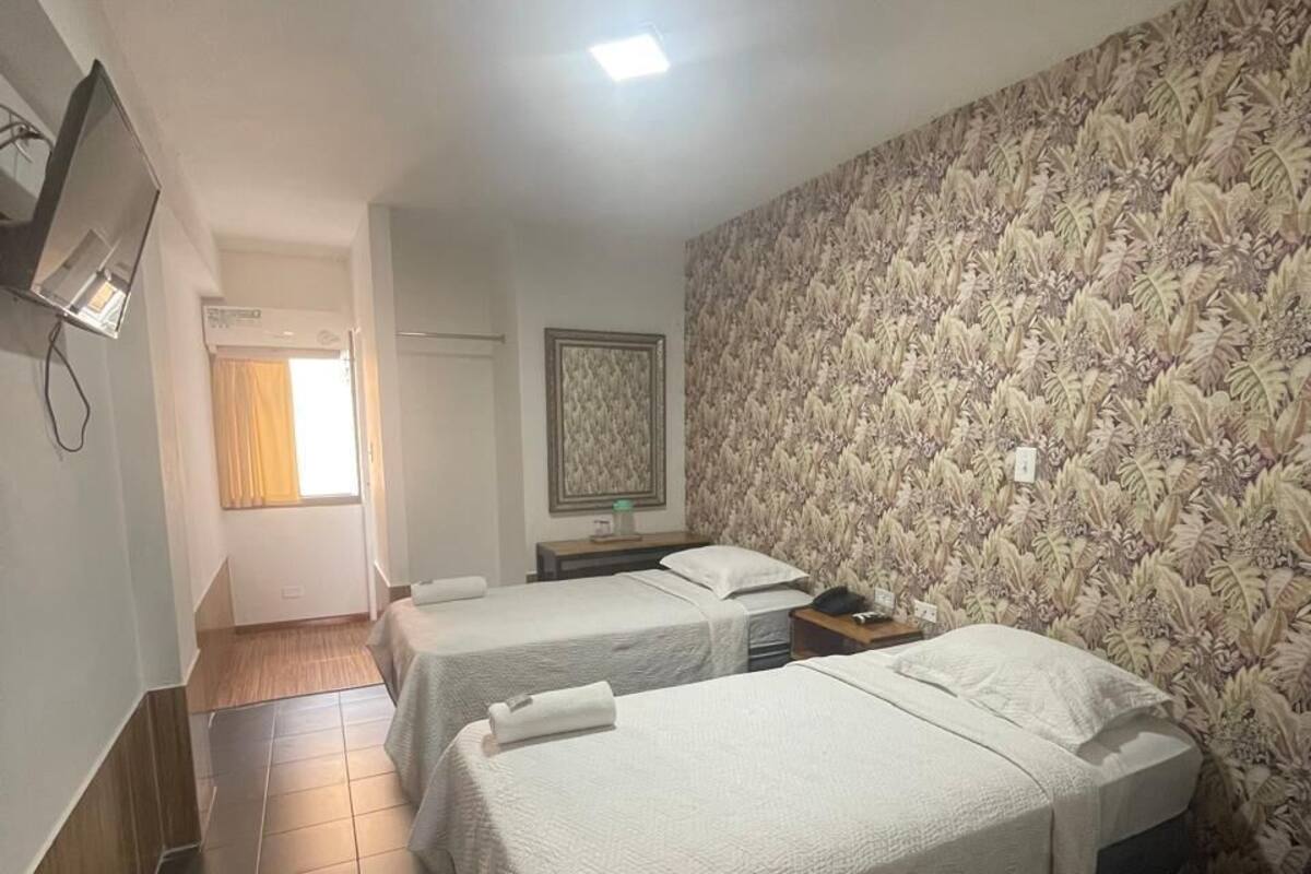 Standard Double Room | WiFi (free), bed sheets
