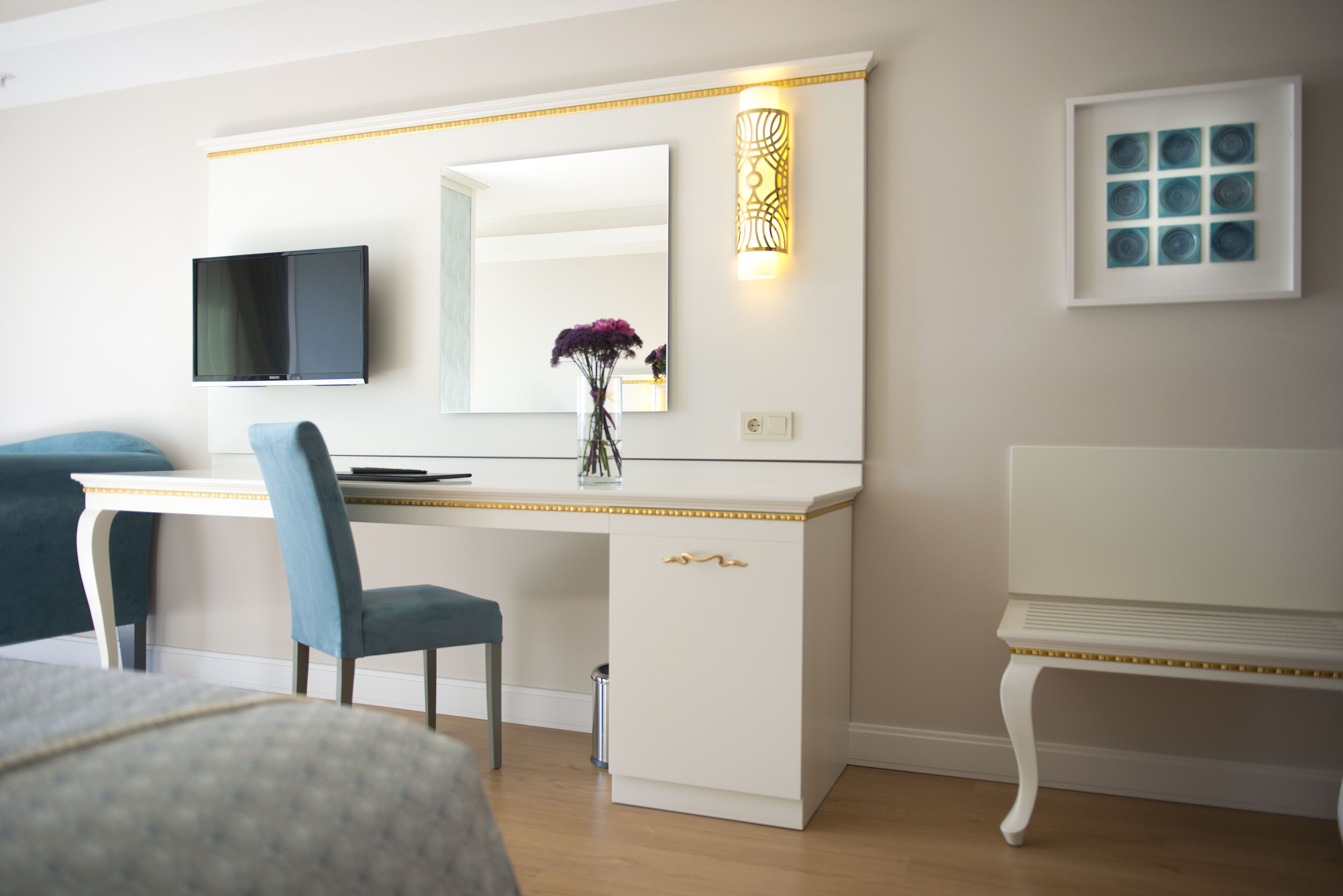 family room with land view | 1 bedroom, minibar, in-room safe, desk