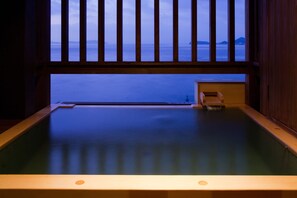 Free toiletries, hair dryer, slippers, towels - Hanagoyomi (Sumoto)