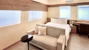 Superior Double Room | Minibar, in-room safe, desk, free WiFi