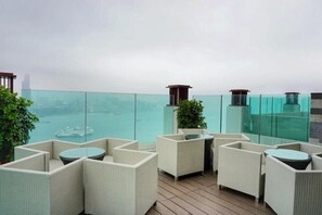 Tempat makan outdoor