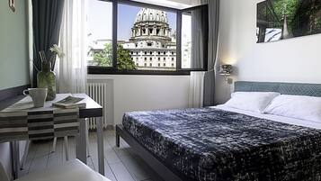 Deluxe Double Room, City View