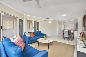 Family Apartment, 3 Bedrooms, 2 Bathrooms | Living area | LED TV