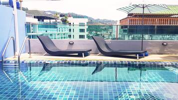 Kolam renang terbuka