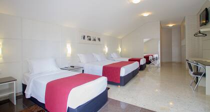 Hotel Confiance Prime Batel