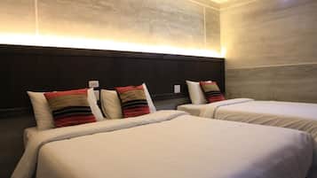 Free WiFi, bed sheets