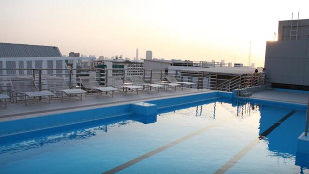 Outdoor pool, open 9:00 AM to 9:00 PM, sun loungers - Bangkok 68 (Bangkok)