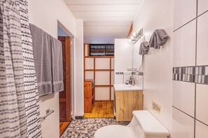 Triple Room, Mountain View | Bathroom | Shower, eco-friendly toiletries, towels, soap - Hotel Las Caletas Lodge (Drake Bay)
