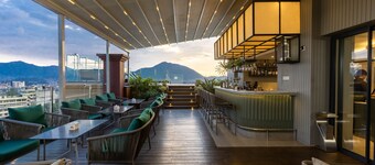 Hotel Shambala