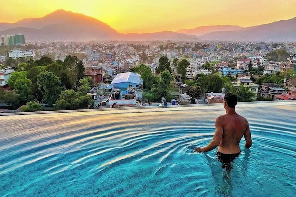 Outdoor pool, pool loungers