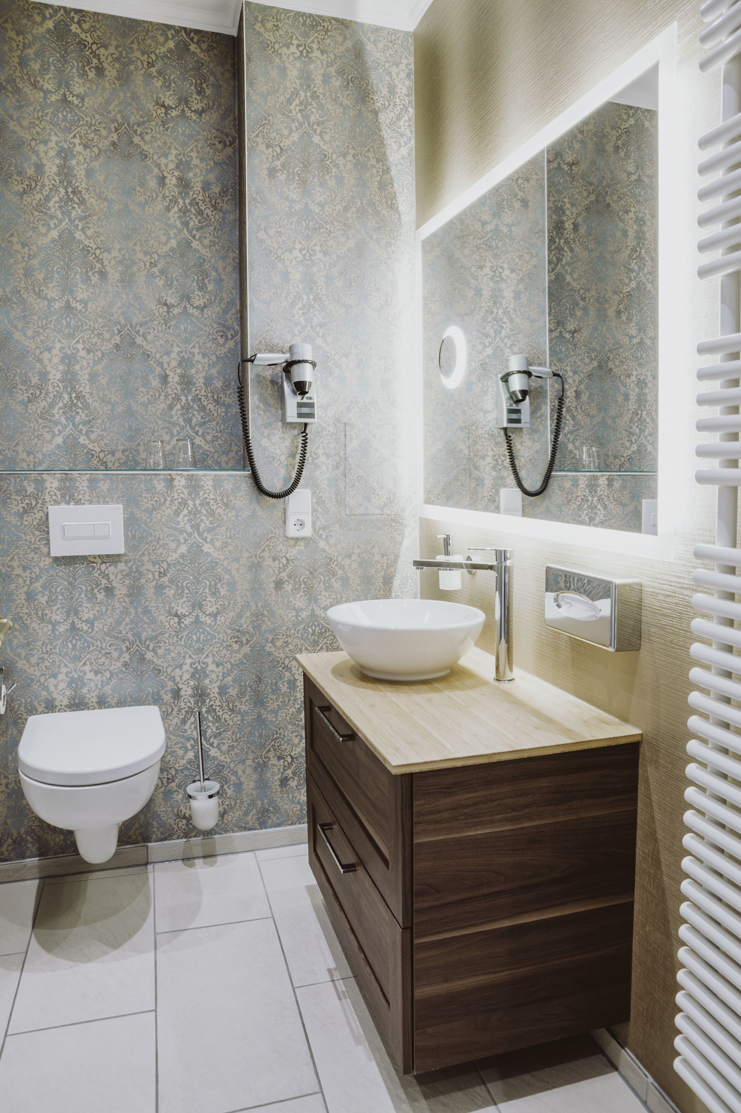 comfort double room | bathroom | shower, hair dryer, towels