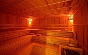 Salas de tratamientos para parejas, sauna, bañera de hidromasaje 