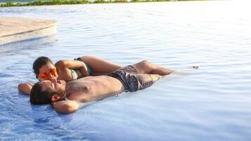 3 outdoor pools, open 9:00 AM to 8:00 PM, pool umbrellas, sun loungers