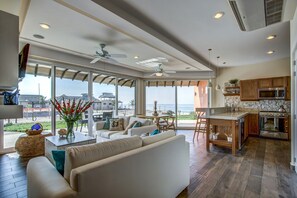 Room, 2 Bedrooms, Ocean View | Living room