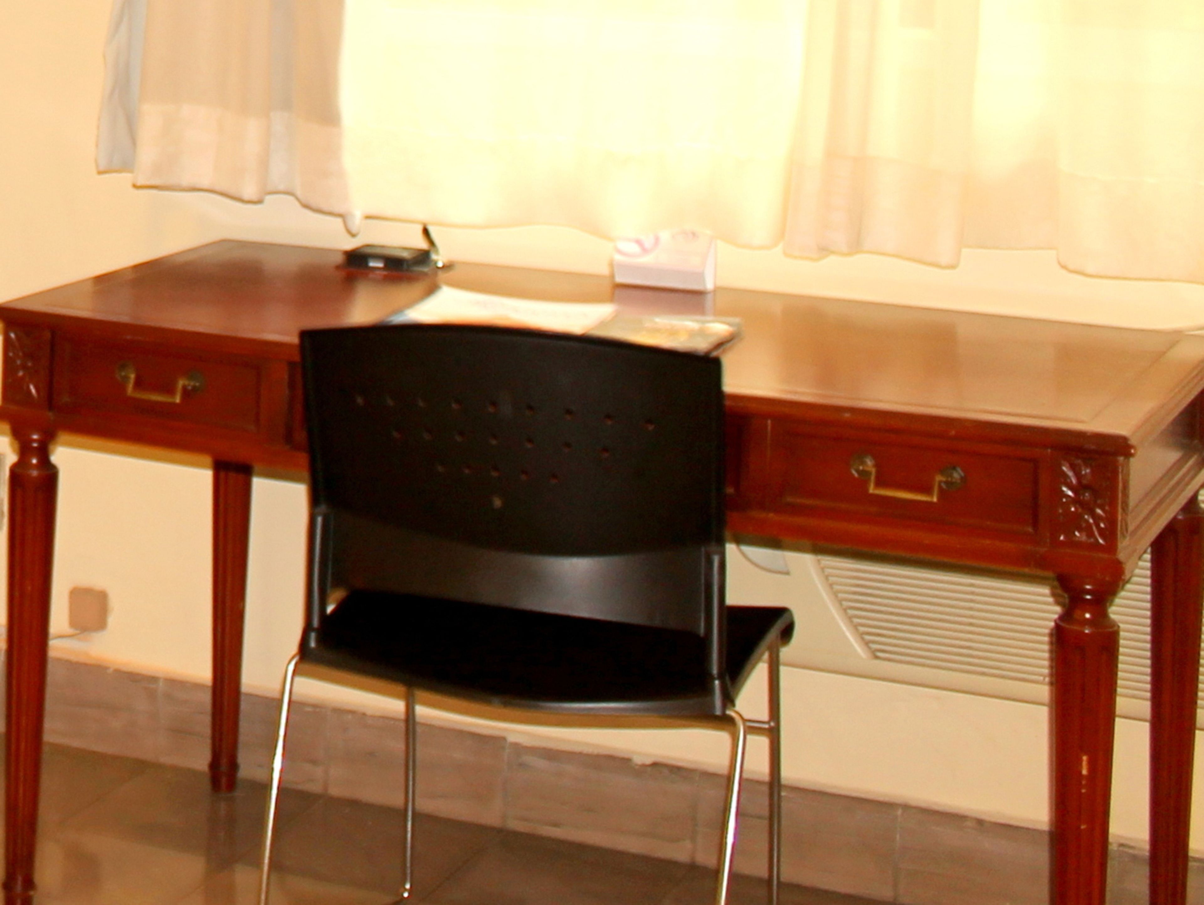 standard single room | down duvets, minibar, in-room safe, individually decorated