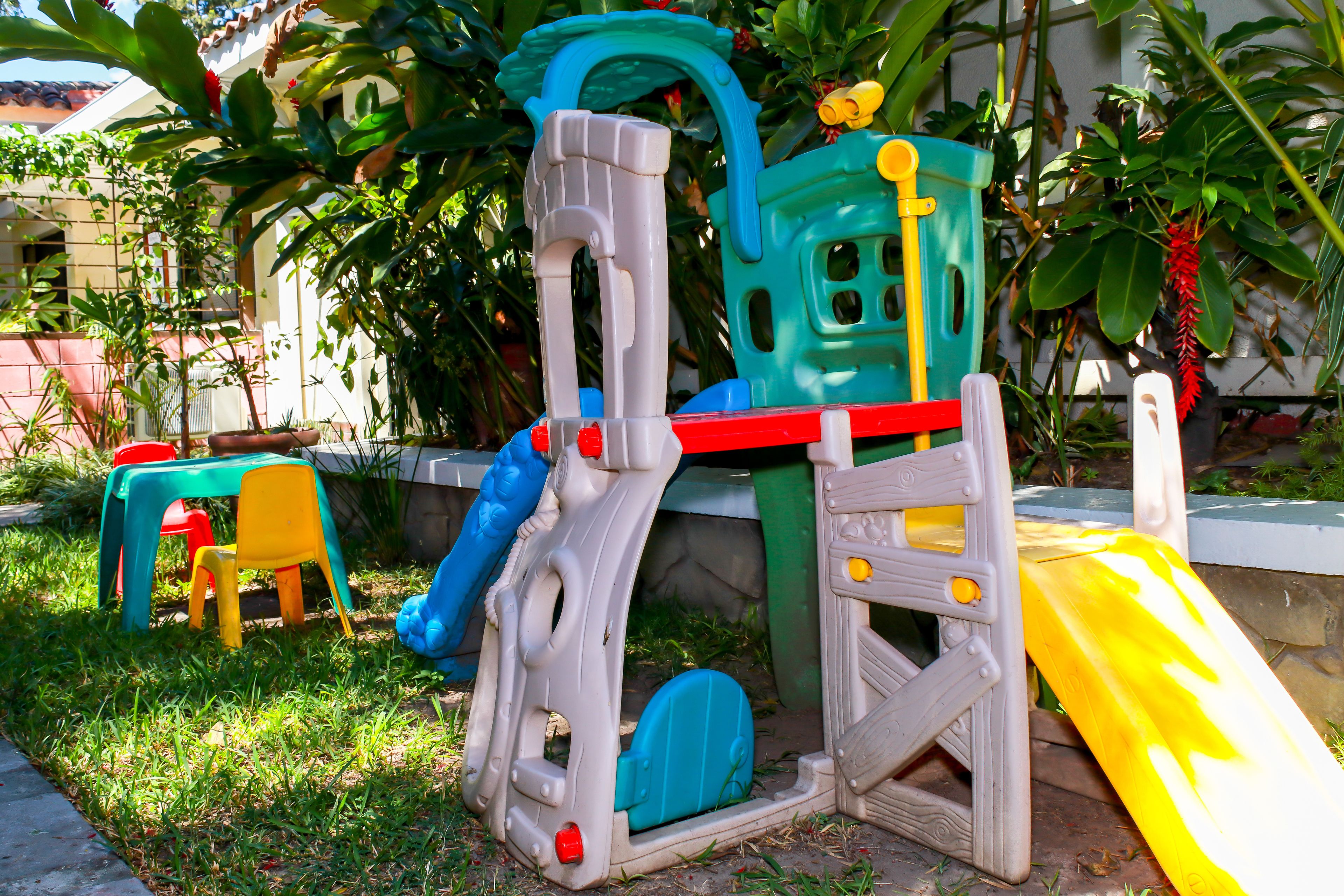 children’s play area – outdoor
