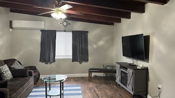 Standard House | Living area | 40-inch LED TV with cable channels, TV