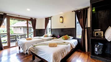 Bungalow Deluxe, 2 lits une place (A/C) | 1 chambre, coffres-forts dans les chambres, lit parapluie, Wi-Fi gratuit