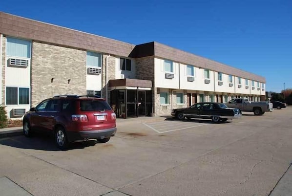 موقف سيارات