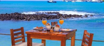 Red Mangrove Divers Lodge