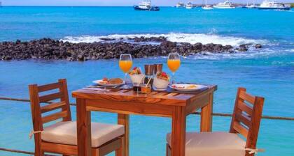 Red Mangrove Divers Lodge