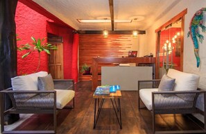 Lobby - Red Mangrove Divers Lodge (PUERTO AYORA)