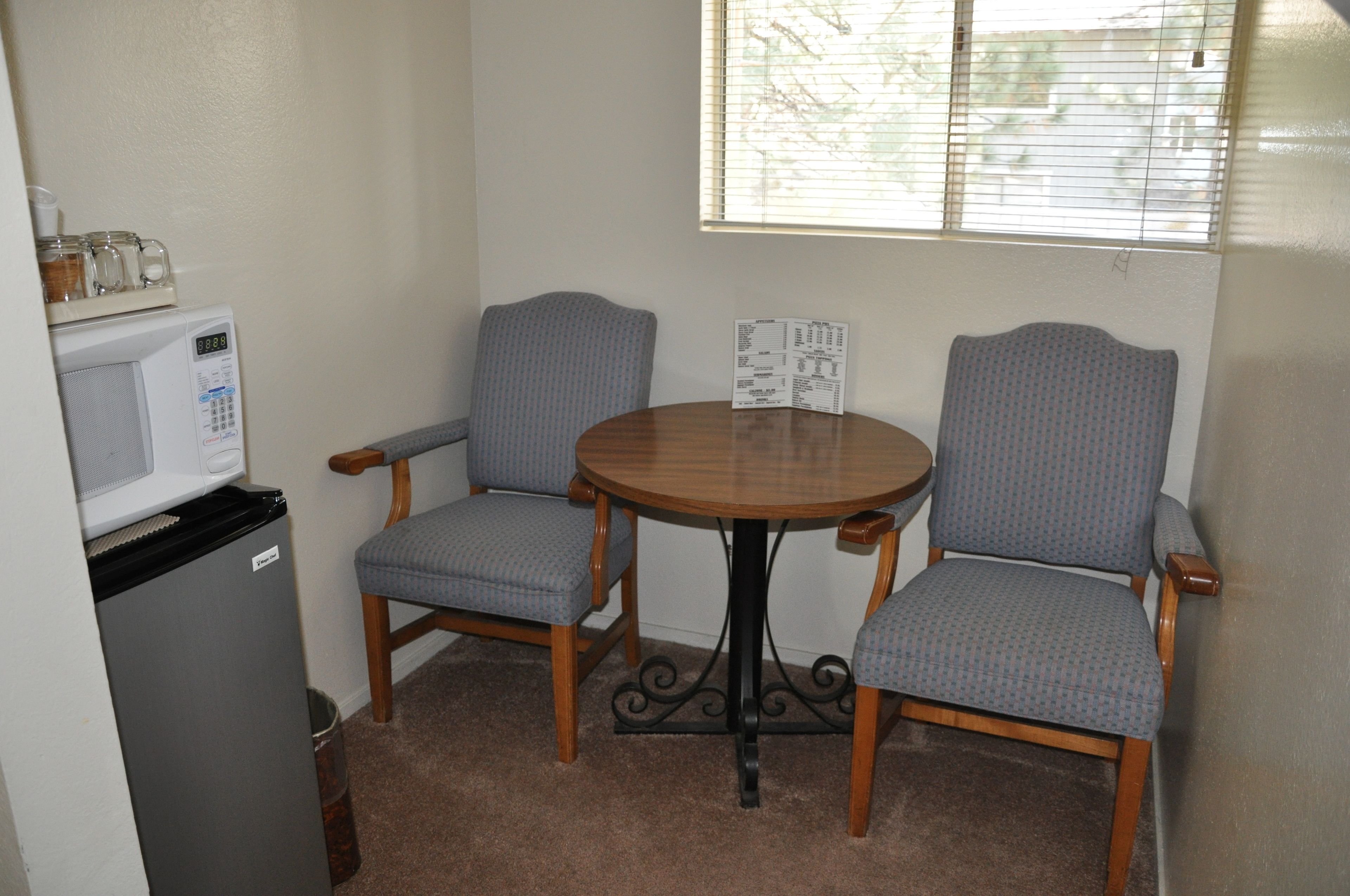 Foto - Cedar Inn & Suites
