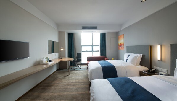 Standard Room, 2 Single Beds | Living area