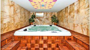Bañera de hidromasaje interior