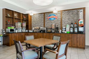 Desayuno continental incluido todos los días