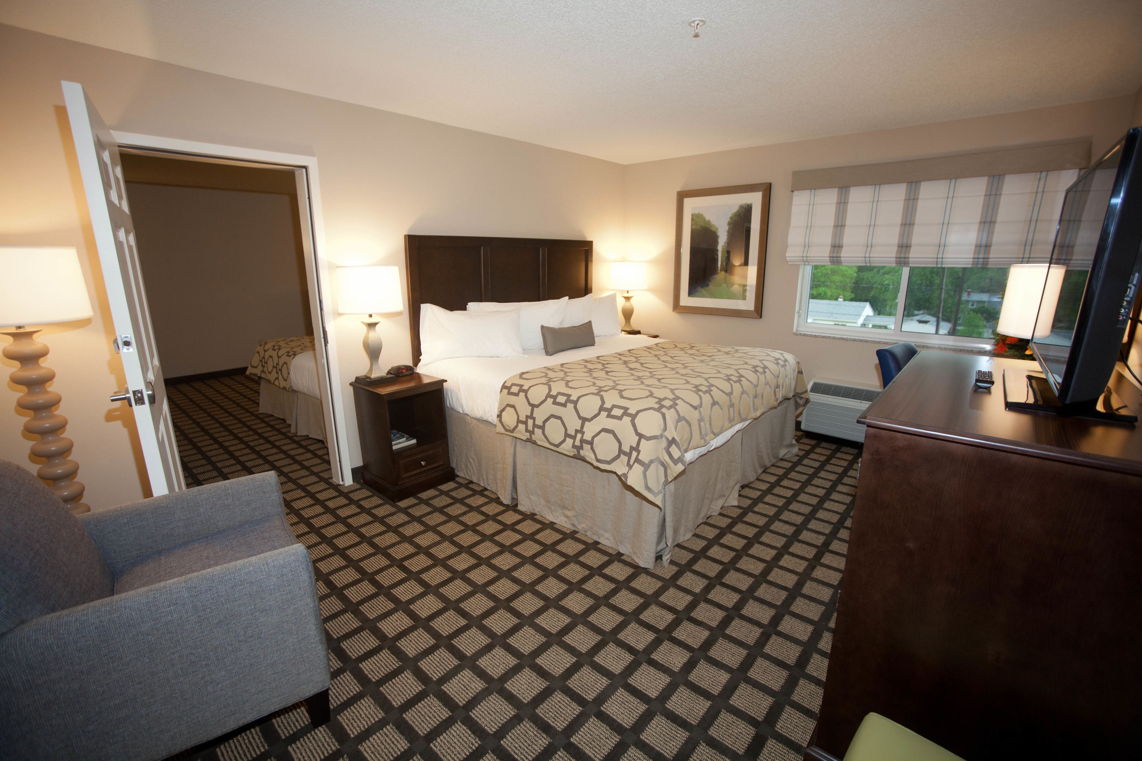 in-room safe, desk, iron/ironing board, rollaway beds