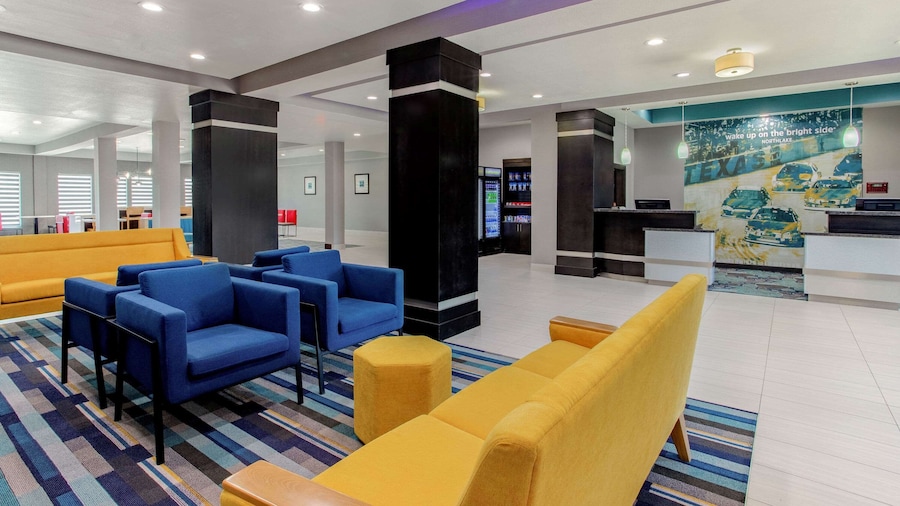 La Quinta Inn & Suites by Wyndham Northlake Fort Worth