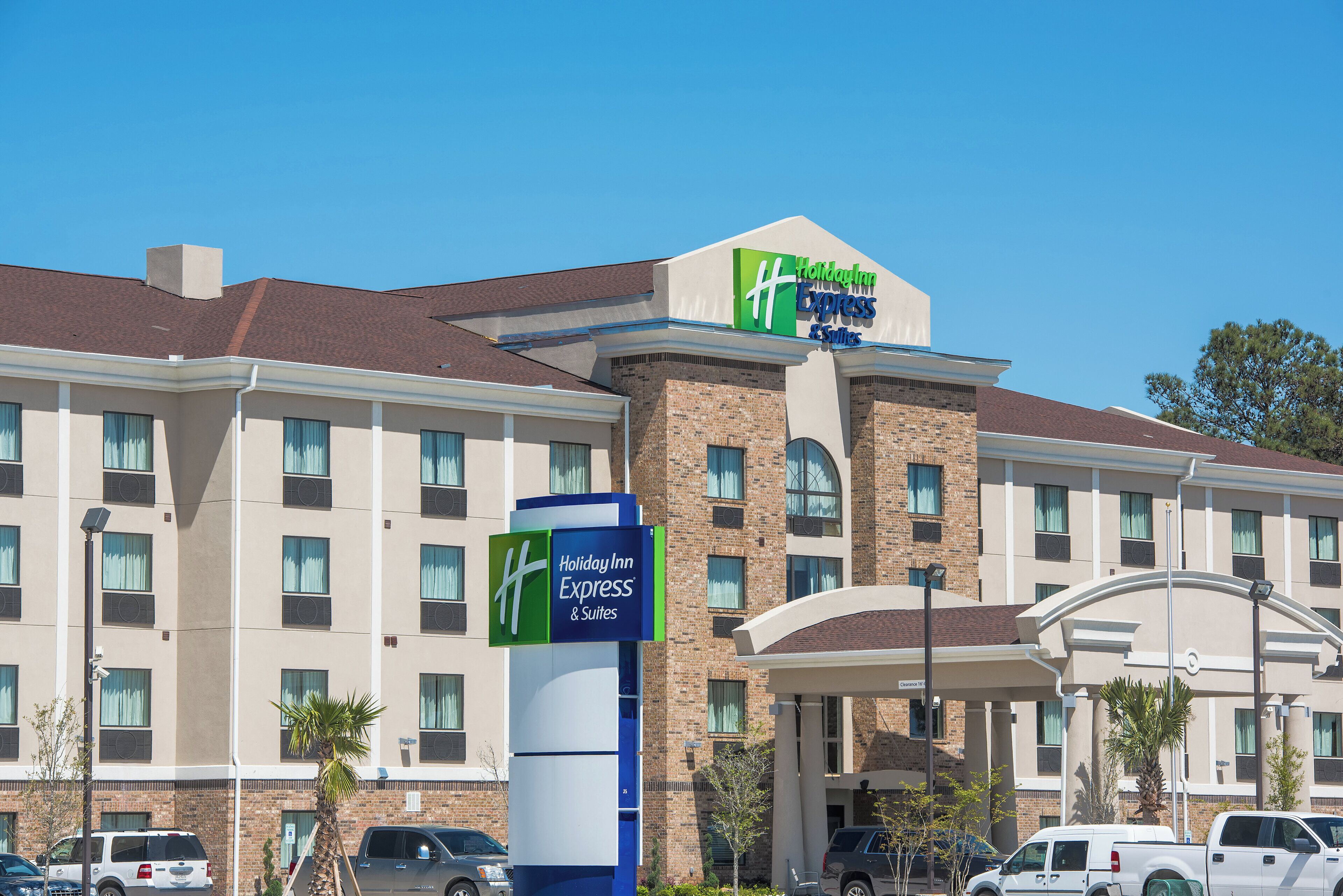 Photo - Holiday Inn Express And Suites Houston North   Iah Area, An Ihg