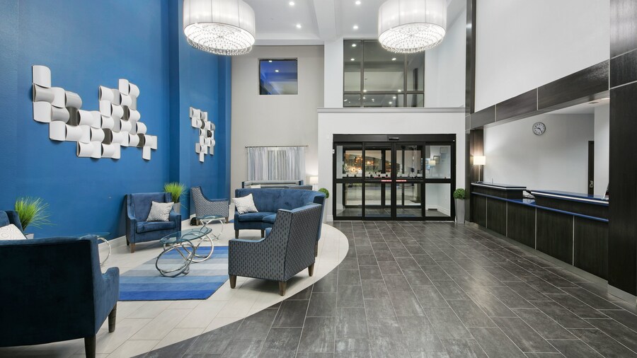Holiday Inn Express & Suites Houston North - IAH Area by IHG