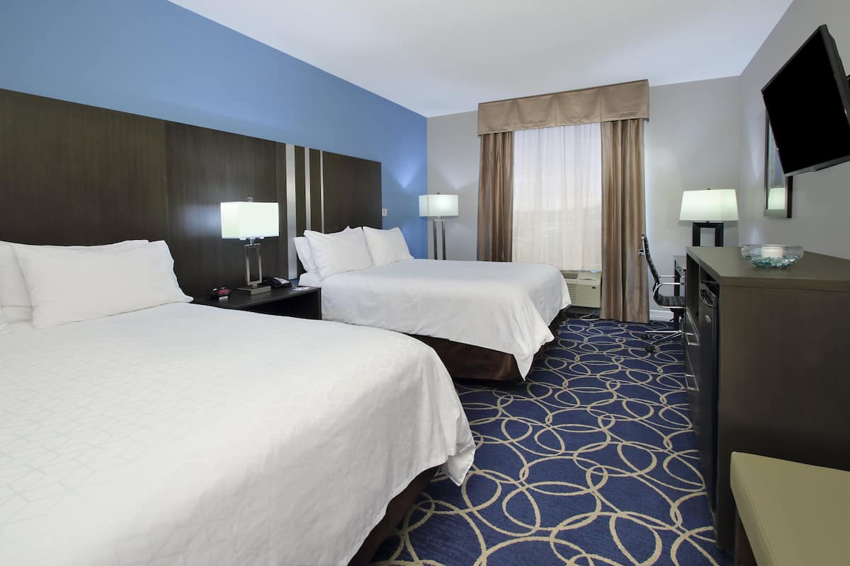 In-room safe, desk, iron/ironing board, free cots/infant beds