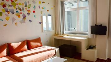 Deluxe Double Room | Premium bedding, minibar, in-room safe, free cribs/infant beds