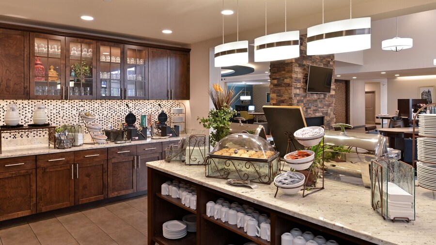 Homewood Suites By Hilton Cincinnati Mason