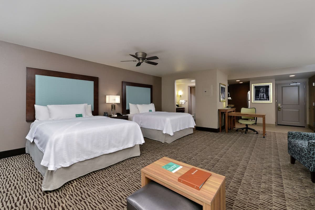 In-room safe, desk, laptop workspace, iron/ironing board