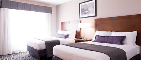 Allergikerbettwaren, Schreibtisch, Bügeleisen/Bügelbrett