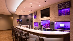 Lounge - Bluemont Hotel (Manhattan)