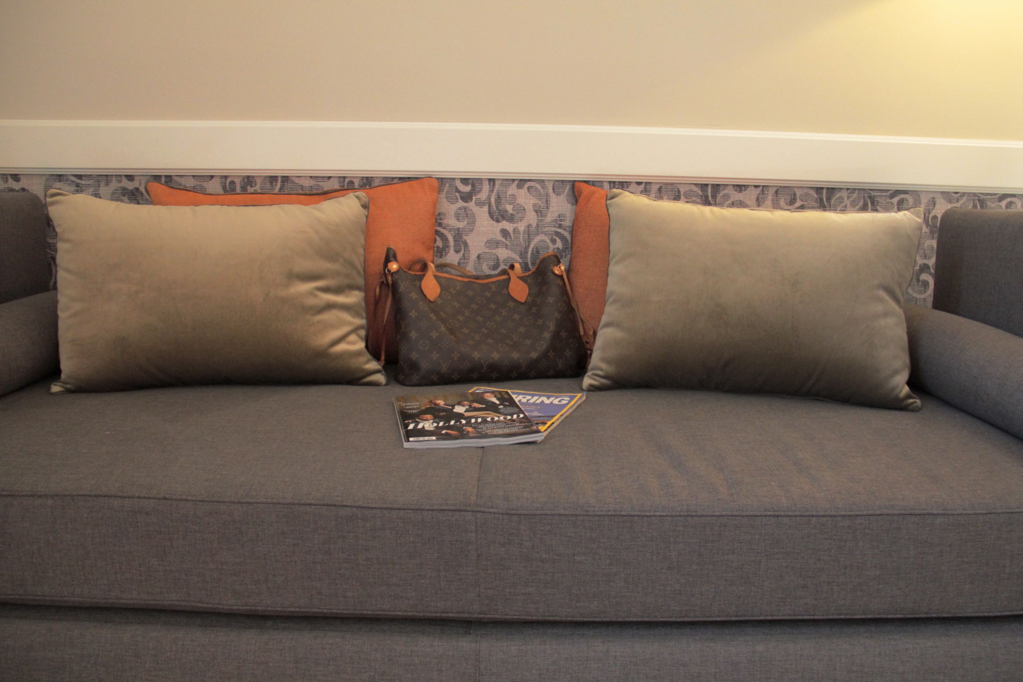 triple room | living area | plasma tv