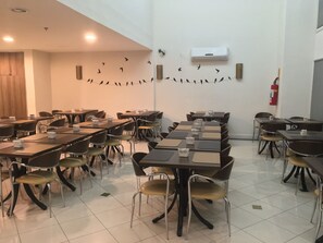 Dining - Master Express Lima e Silva (Porto Alegre)