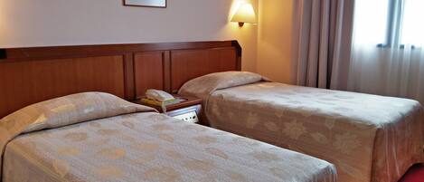 In-room safe, desk, iron/ironing board, free WiFi