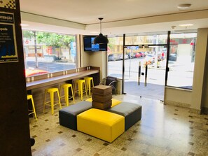 29-inch TV with digital channels - Master Express Cidade Baixa (Porto Alegre)