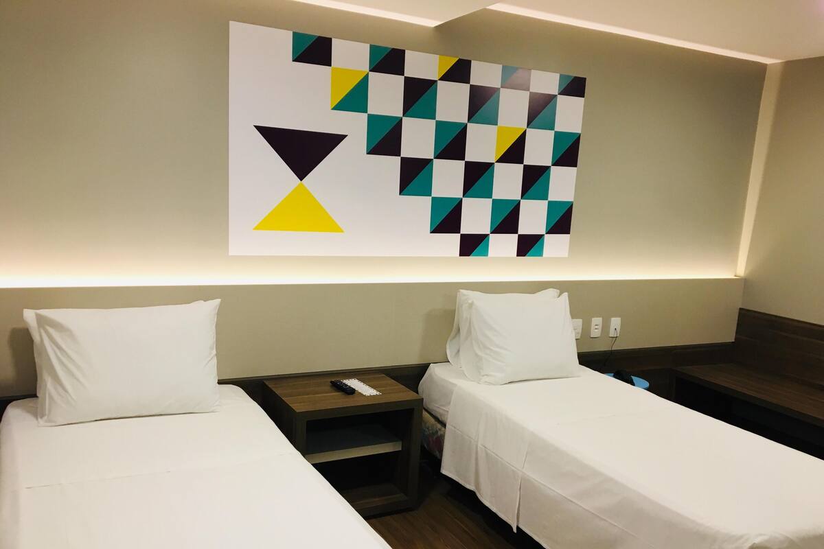Desk, WiFi (free), bed sheets