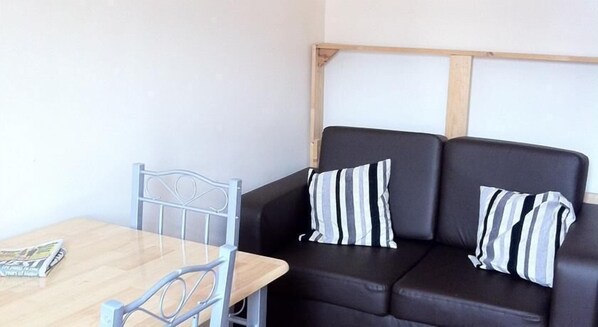 Living area - Royal Chambers (Liverpool)